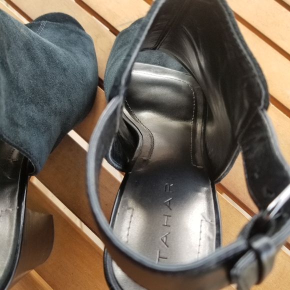 TAHARI Margaret Black Suede PeepToe Sandals Slingback Heels Women’s Size 7 M - Picture 7 of 11